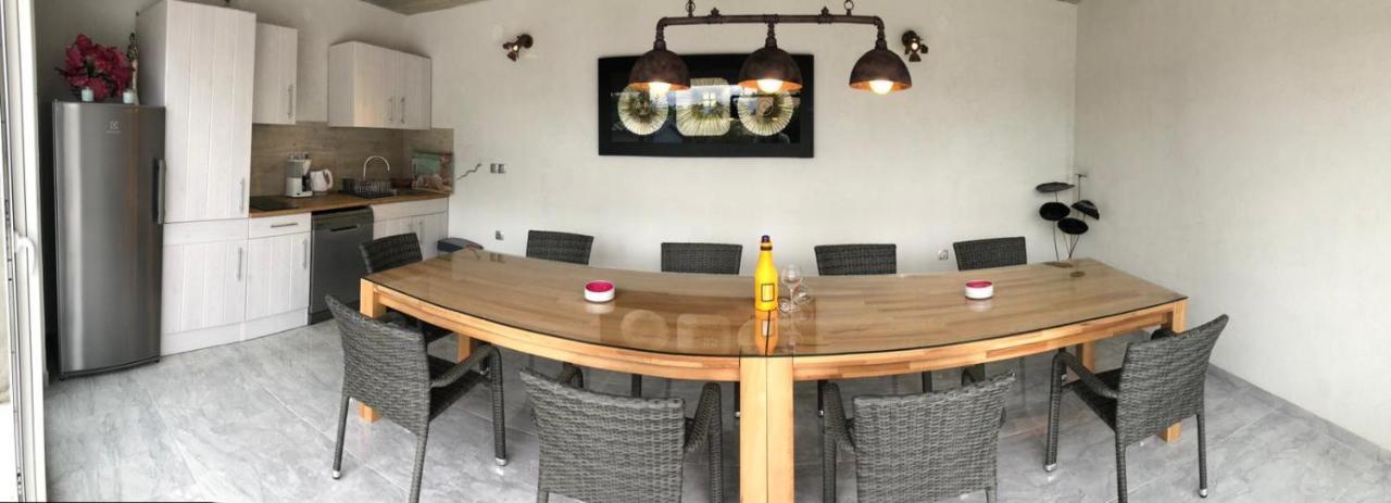Croliday Apartment With Pool Nin Врси Экстерьер фото