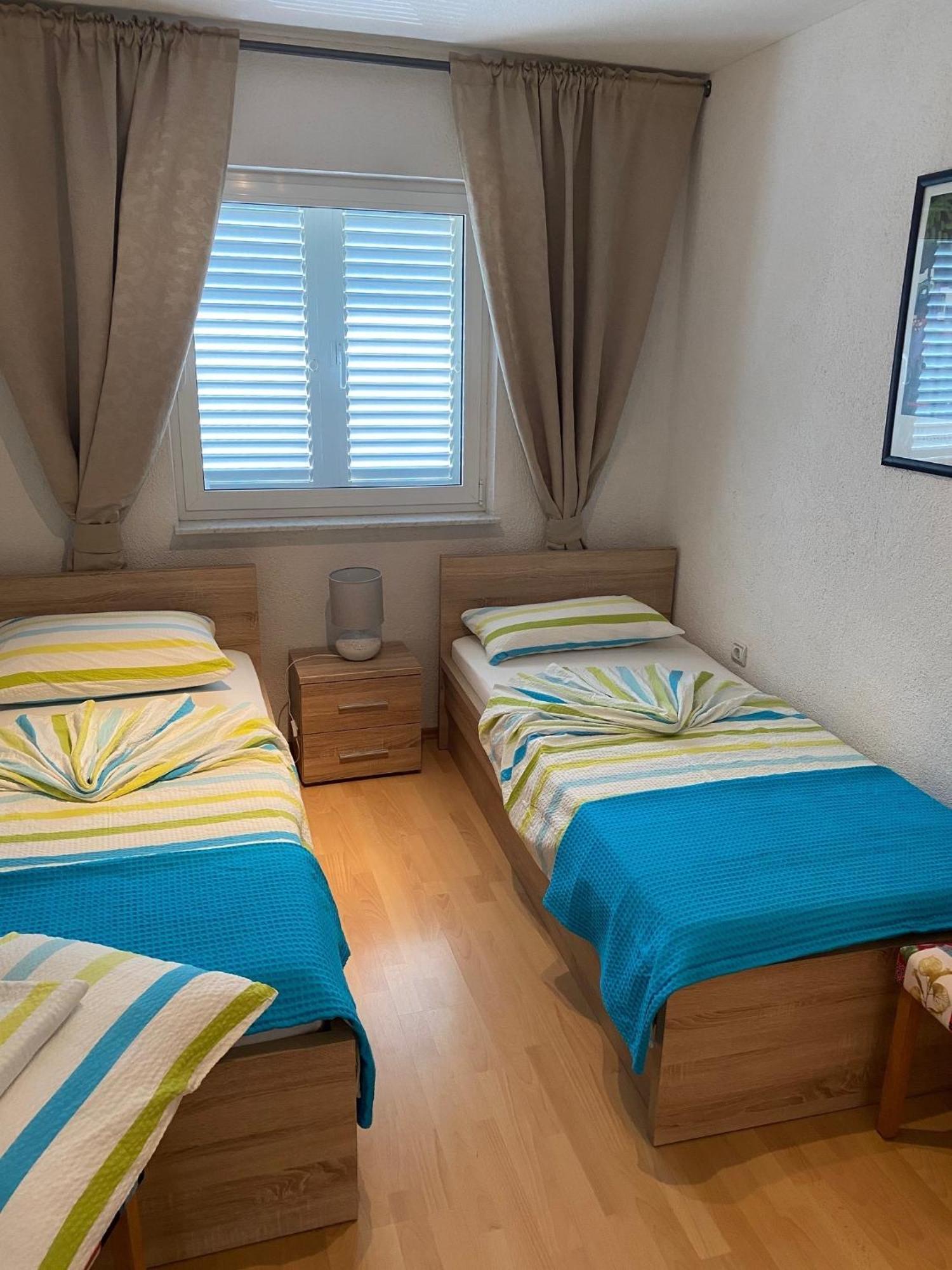 Croliday Apartment With Pool Nin Врси Экстерьер фото